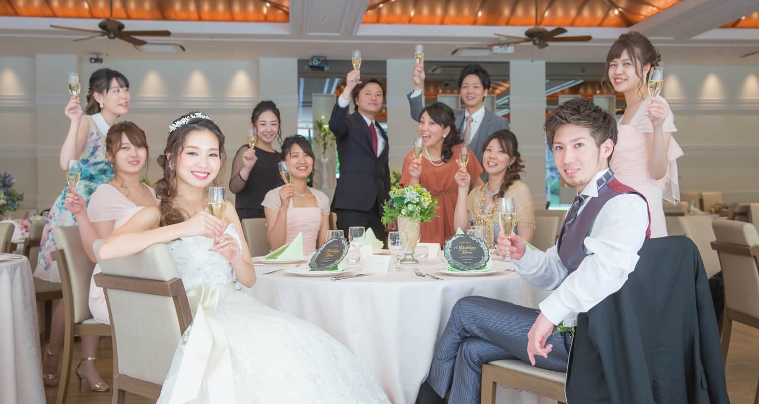 1.5次会とは？ 新たなスタイルの結婚式について解説！おすすめのパーティードレス紹介│結婚式・パーティーの情報サイト リリアージュ