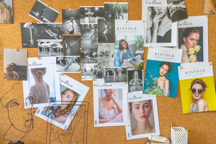 17 件の「コルクボード」や「アルバム 手作り」のアイデアを見つけましょうコルクボード、カード 手作り、スクラップブックのアイデア など