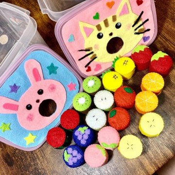 ママ、おばあちゃんの手作り フェルトの赤ちゃんおもちゃapplemintsアップルミンツ 本通販Amazon