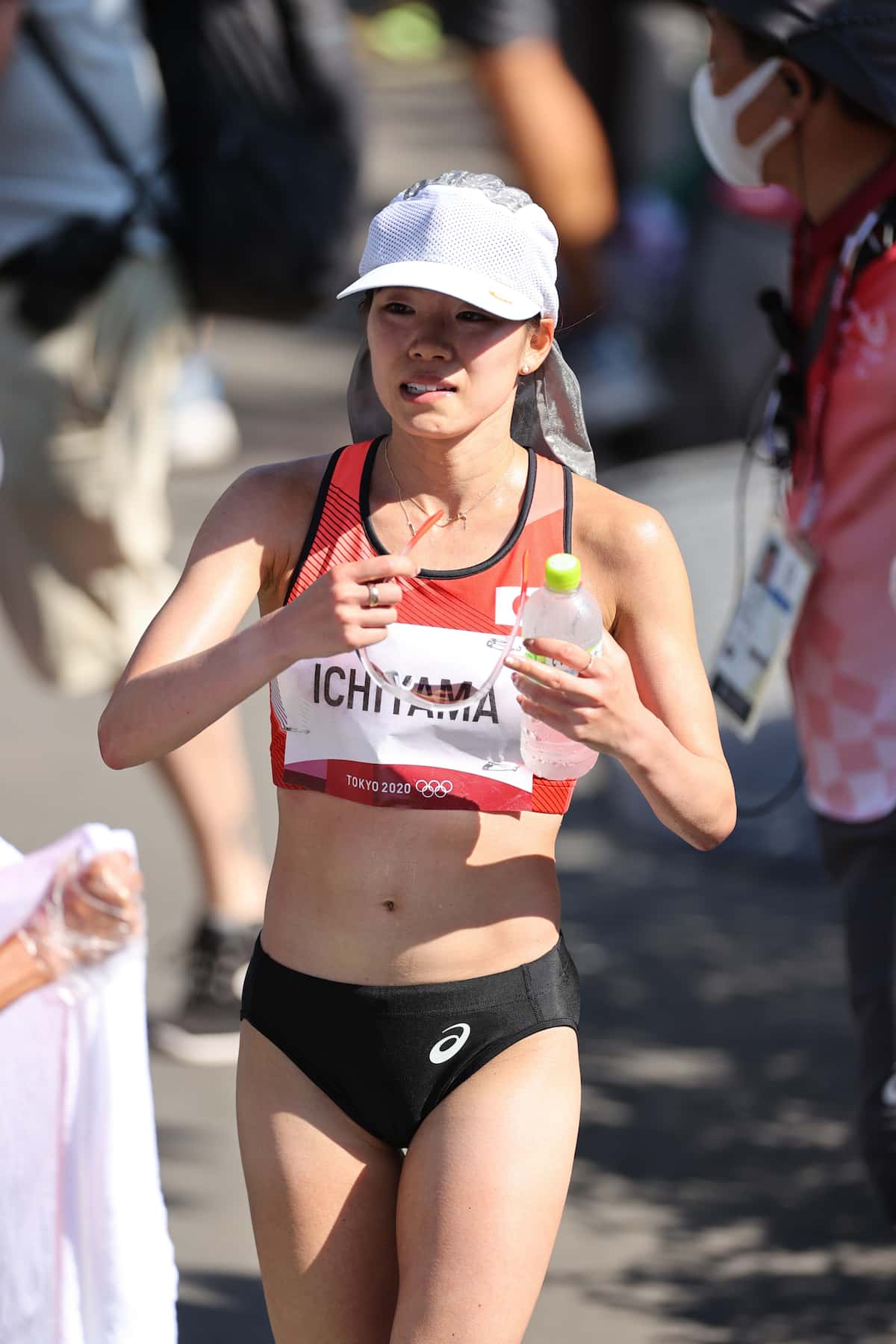 オリンピック女子マラソン🏃‍♀️🎌鹿児島県出水市出身の 一山麻緒選手✨ 母同士が友達で、小さい頃よくうちに遊びに来てました👶❣️北海道での競技ということで TOKYOから応援しなきゃ📣✨ 皆様のアツアツの声援をよろしくお願い致します☺️❤️❤️オリンピック