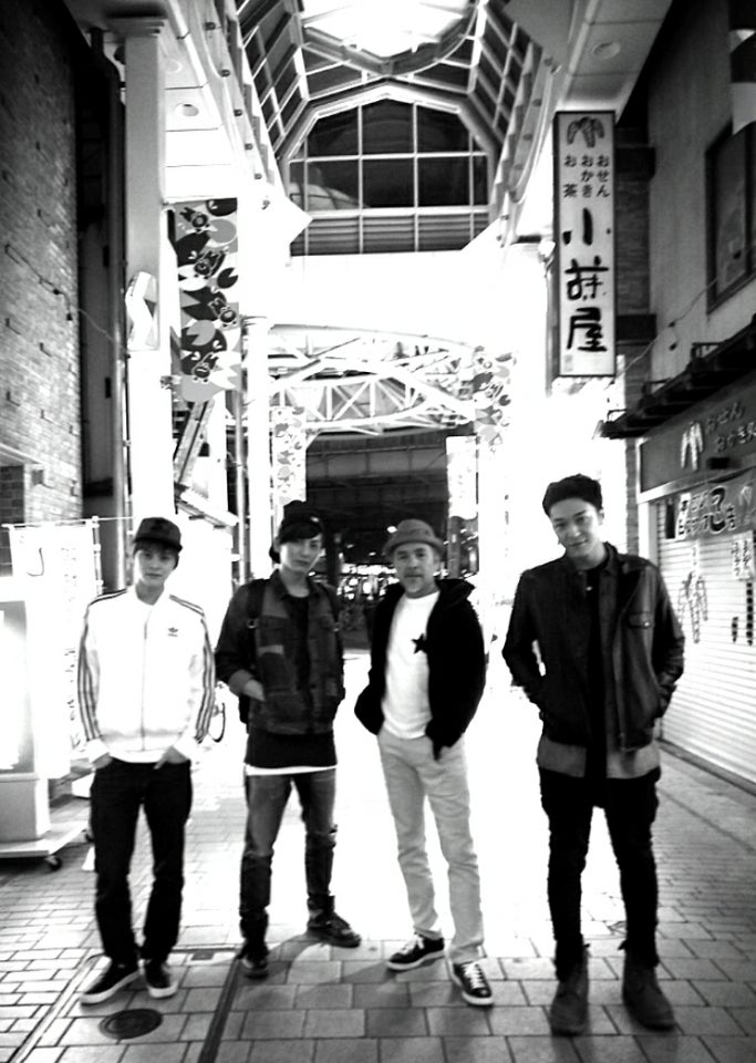 つまみ枝豆、母の葬儀を気丈報告「癒えないショック」妻・江口ともみは決意「お母さんの分も」 - 芸能 : 日刊スポーツ