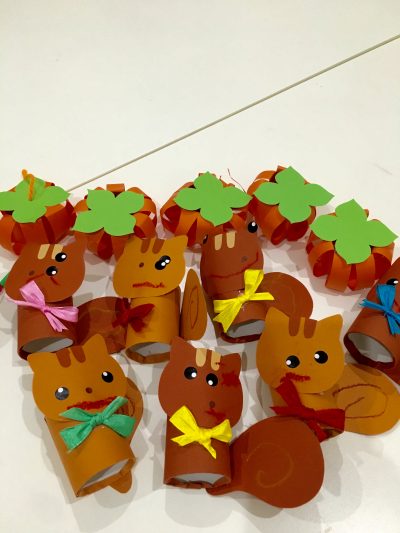 壁面飾り ペーパークラフト 10月11月 秋 リス 紅葉 ガーランド - メルカリ