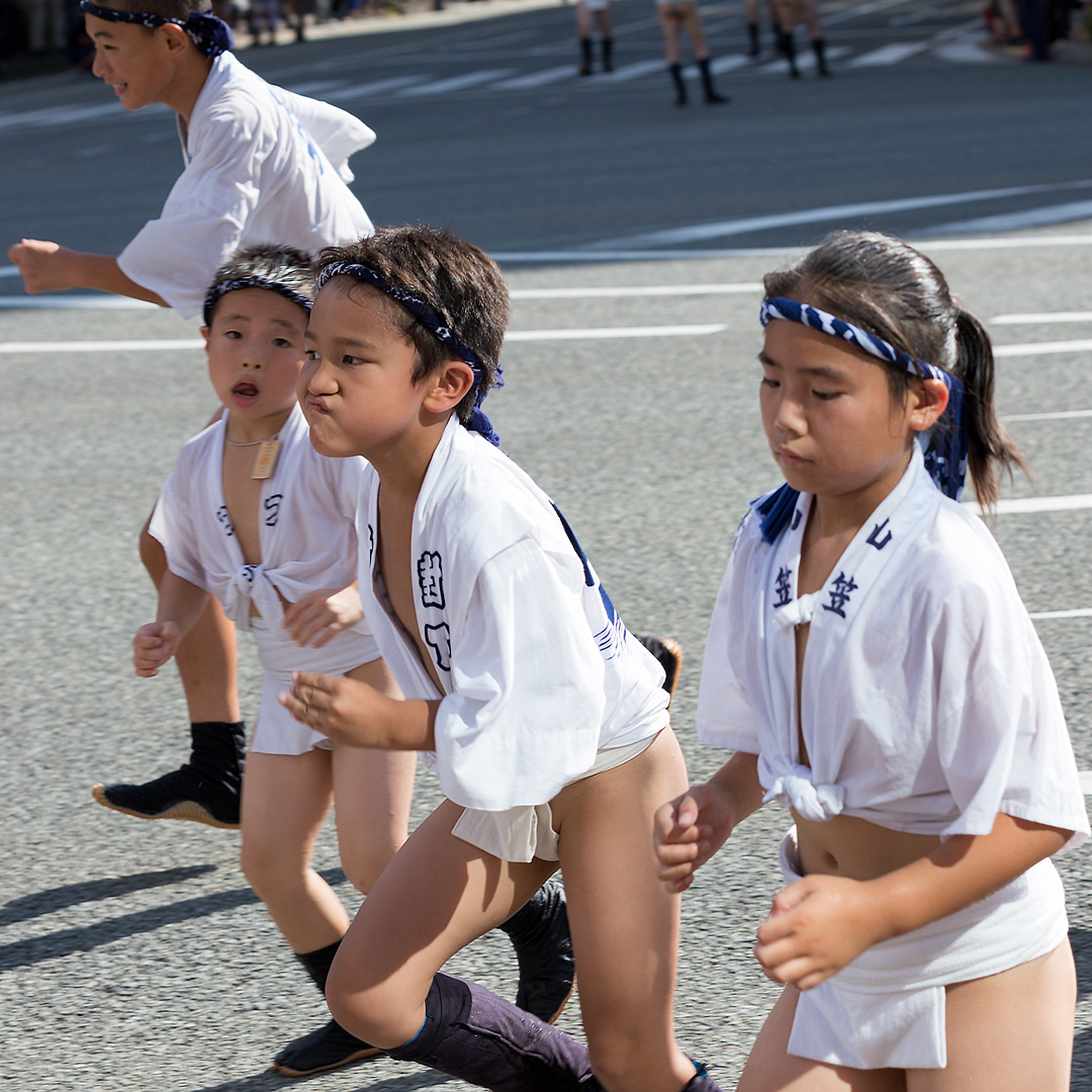 女人禁制の神事に変化 博多祇園山笠 - 日本経済新聞