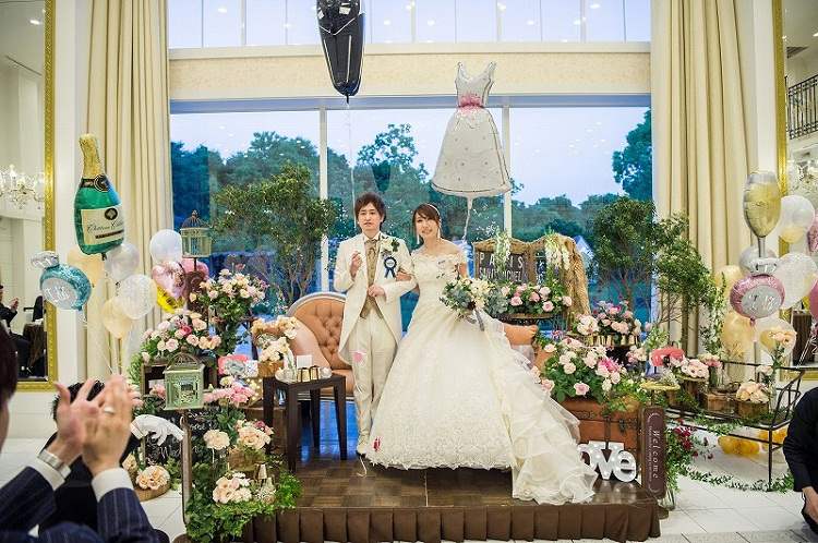 挙式のダーズンローズセレモニーをもっとオリジナルに演出する方法