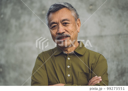 ヒゲ おじいちゃんのイラスト素材 - PIXTA