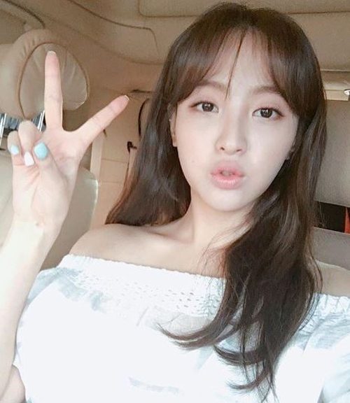 BTOB ミンヒョク、Gilr's Day ミナとのキスシーンのエピソード公開「見物人が目くじらを立ててミナを見ていた」 - Kstyle