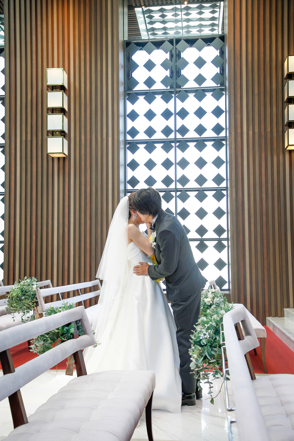 True love 美女と野獣がテーマ*愛が溢れる一日ウェディングレポート銀座の結婚式場 セント・ラファエロチャペル東京 公式