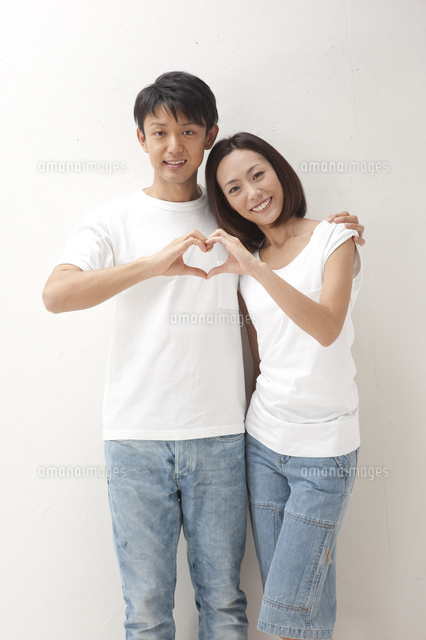 3,381 ハート 手 二人 Stock Photos, High-Res Pictures, and Images - Getty Images