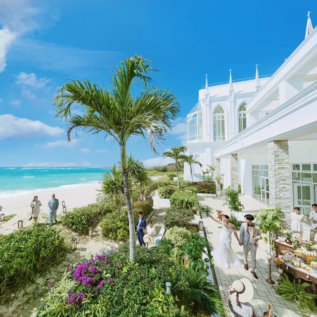 絆と愛を誓い合う場所に生まれ変わった『ラソール ガーデン・アリビラ』ainowa沖縄リゾートウェディング