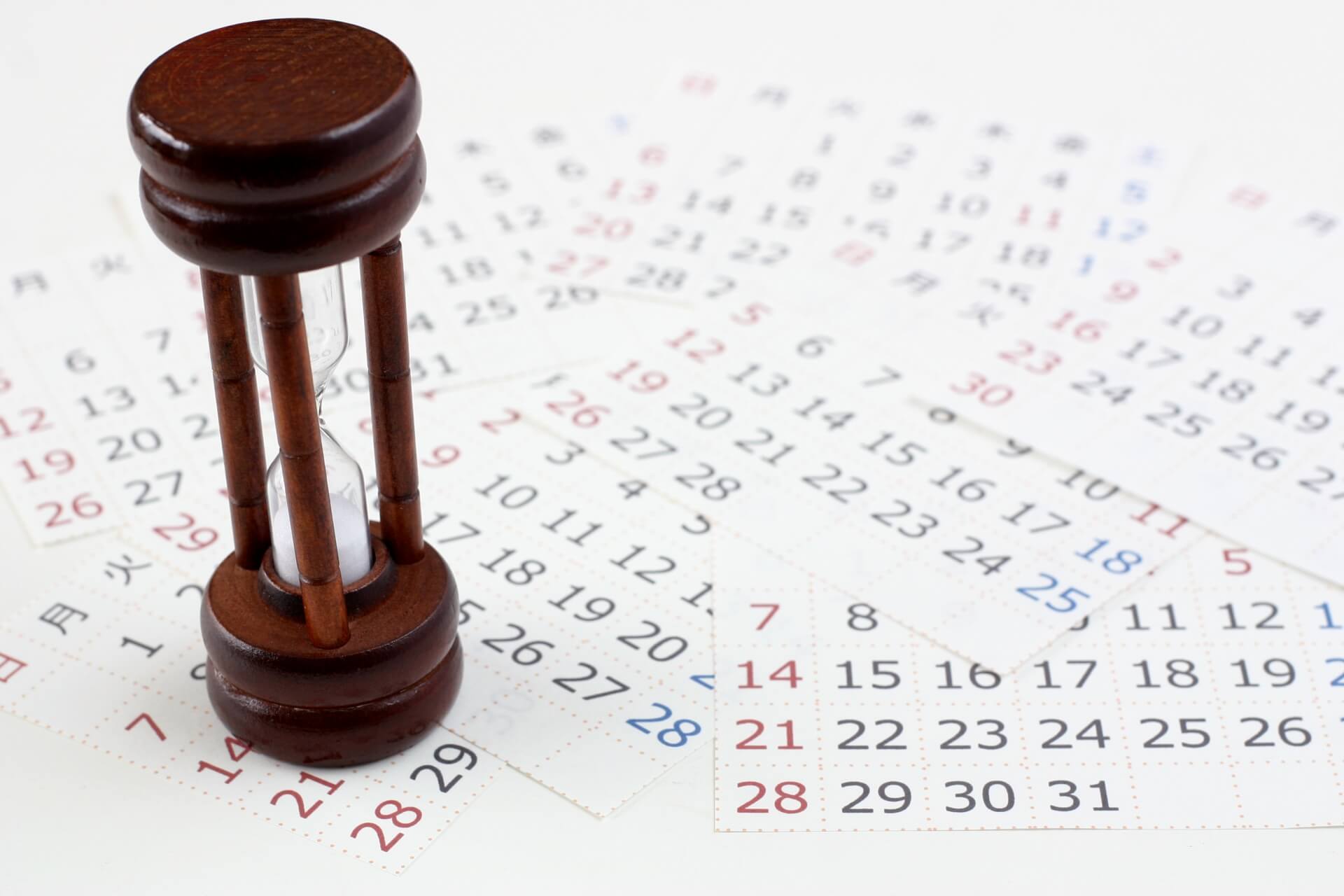 話題のド派手小学生“その後” 衝撃の「デコラ卒アル写真」と、カラフル卒業式を警戒する学校の先生と繰り広げた攻防戦 『家、ついて行って イイですか?』で注目 NEWSポストセブン