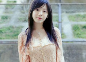 鎮西寿々歌 - Wikipedia