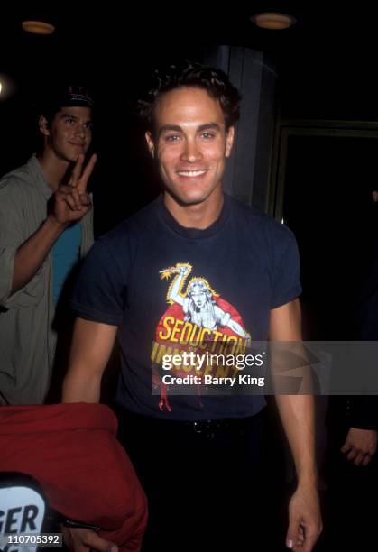 ブルース・リーの息子、ブランドン・リーも撮影現場で小道具の銃により命を落とした – 連載JP