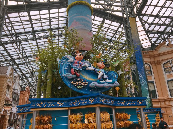 1回でいいからせいなと高校生活を一緒に過ごしてみたい😂🌈 あ、ネクタイはグリフィンドールのやつ👔笑カップルカップルコーデディズニーディズニーコーデカップルディズニーファッションファッションコーデコーデ制服制服ディズニー高校生私服