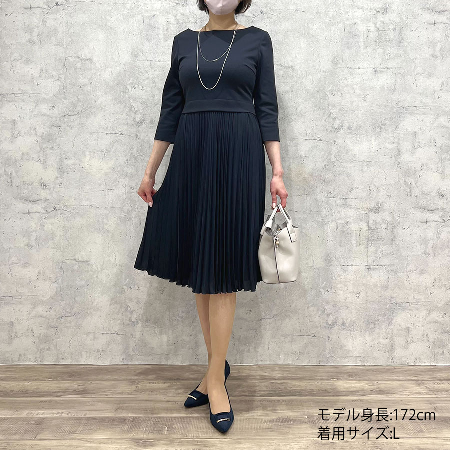 両家顔合わせ 服装 ワンピースTikTok