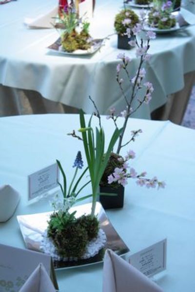 ゲストに持って帰ってもらいやすいテーブル装花のデザインまとめmarry マリー