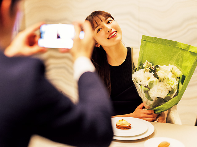 第1話の桜のシーン🌸 桜と七苗川口春奈の 素敵な写真をお裾分け🫰🏻 見頃の桜が本当に綺麗で・ みんな大興奮でした🙌🌼『９ボーダー』 毎週金曜よる10時💜 TVer・U-NEXT Paraviコーナーにて第1話を見逃し配信中！📢コウタロウ