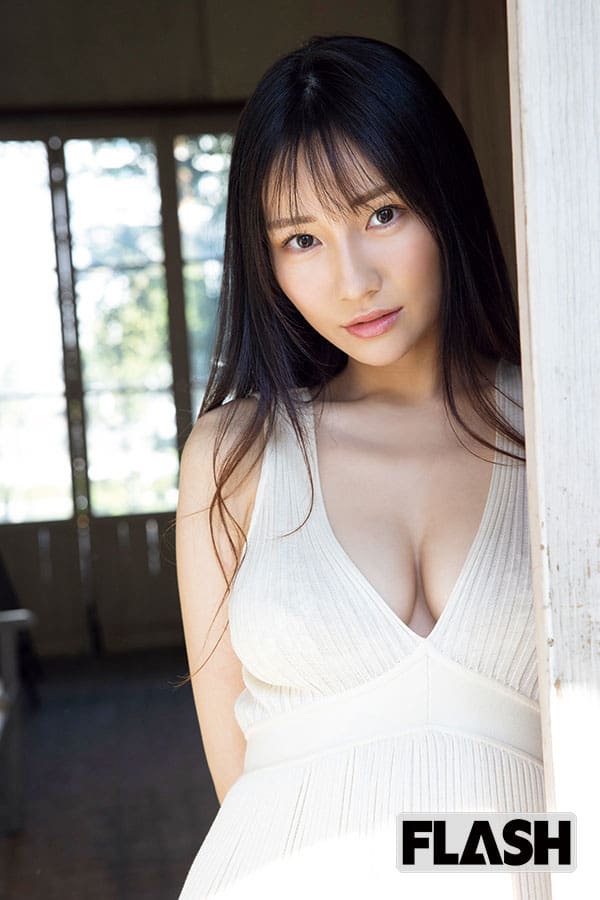 女優「山手梨愛」の画像827枚をまとめてみました - エロプル