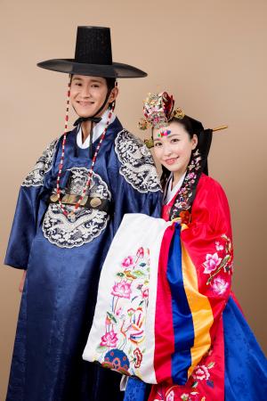 韓国民族衣装 チマチョゴリ 韓服 舞台 ステージ ダンス衣装 韓流ドレス ウエディングドレス 結婚式ドレス 二次会ドレス 学園際 文化際 イベント服コスプレ 仮装 写真撮影 舞台演出 4色 楽天市場 韓国民族衣装 チマチョゴリ 韓服 コスプレ チマチョゴリ 韓国ドレス 韓服