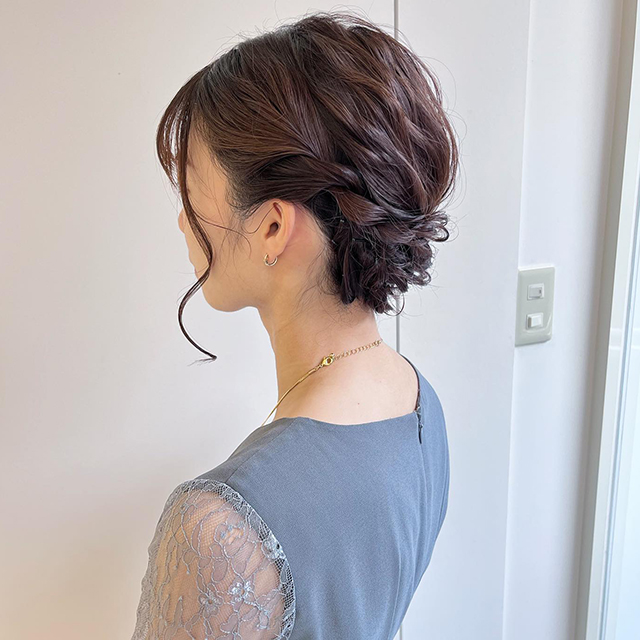 編み込みアップスタイルは、どんなシーンにも大活躍なんです♪ - Peachy ピーチィ- ライブドアニュース