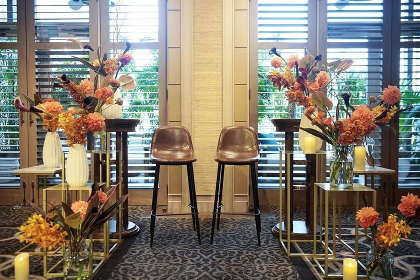 最新結婚式トレンドハイチェア高砂が人気！メリットと素敵な実例７選ARCH DAYS