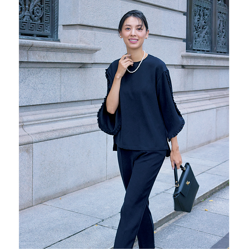 卒園式・卒業式ママのスーツの正解は？マナーからオシャレコーデまでVERY