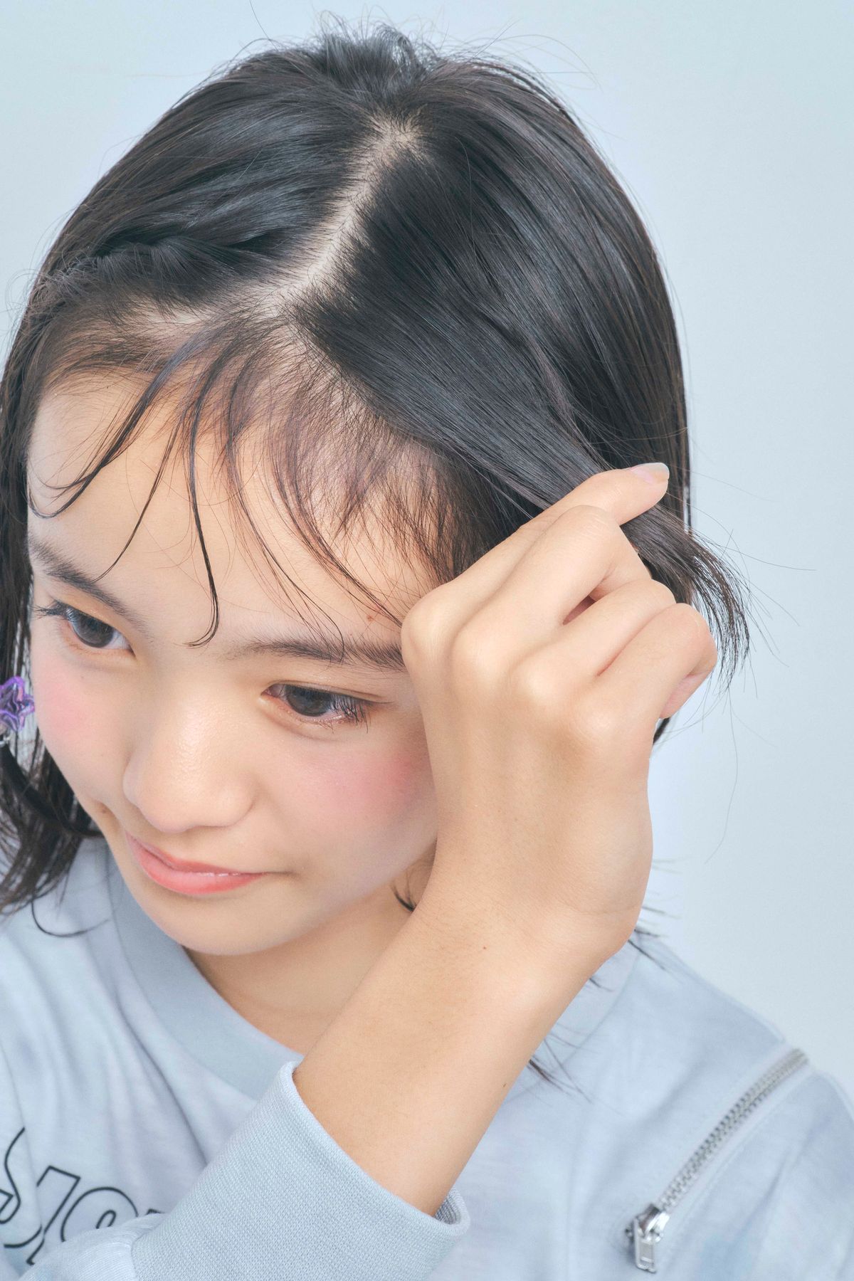 前髪を薄くしたい人に試してほしい3つの方法とは？セルフカットやアレンジ法を紹介美的.com