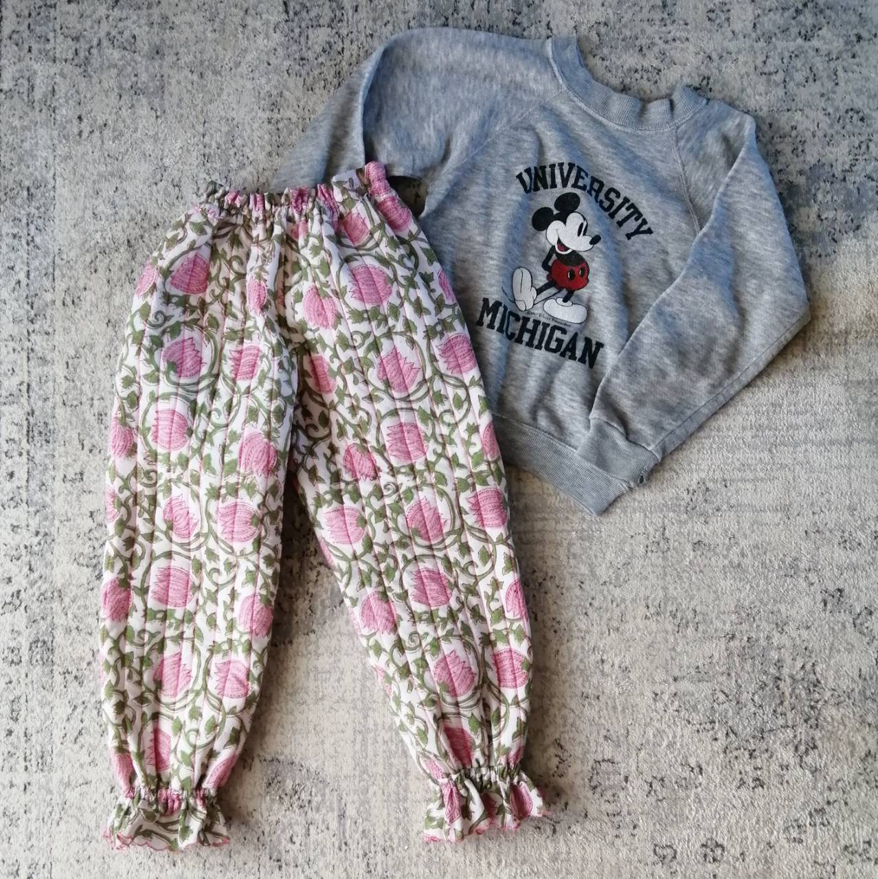 簡単女の子の夏服」のアイデア 72 件子ども服 手作り, 子供服 型紙, 子供服