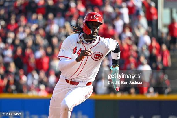 三代目JSB・ELLY、弟THE RAMPAGE・LIKIYAの誕生日にUSJでの兄弟ショット公開 幼少期写真やプリクラも - モデルプレス