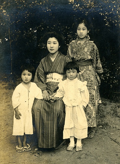 会員制撮影プラン「ラヴリーストーリー」ご家族の歴史をアルバムで綴るならグランフォト小野写真館へ