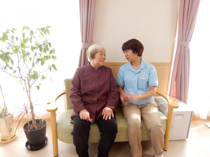 4 つの幸せな家族の写真素材・画像素材 Image 29869865