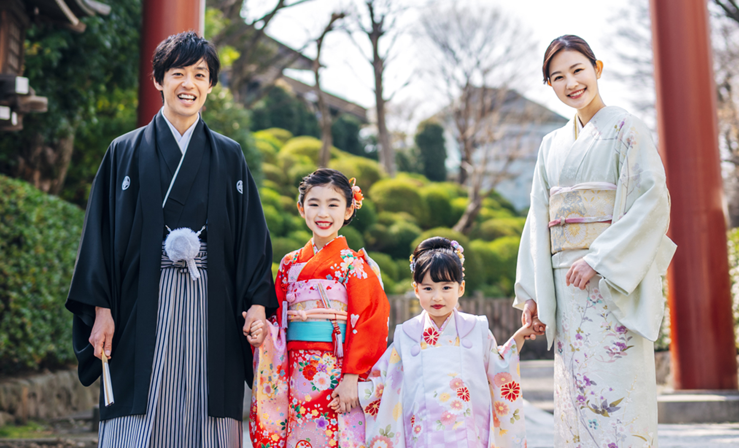 七五三家族撮影着物レンタル振袖＆フォトスタジオさくら