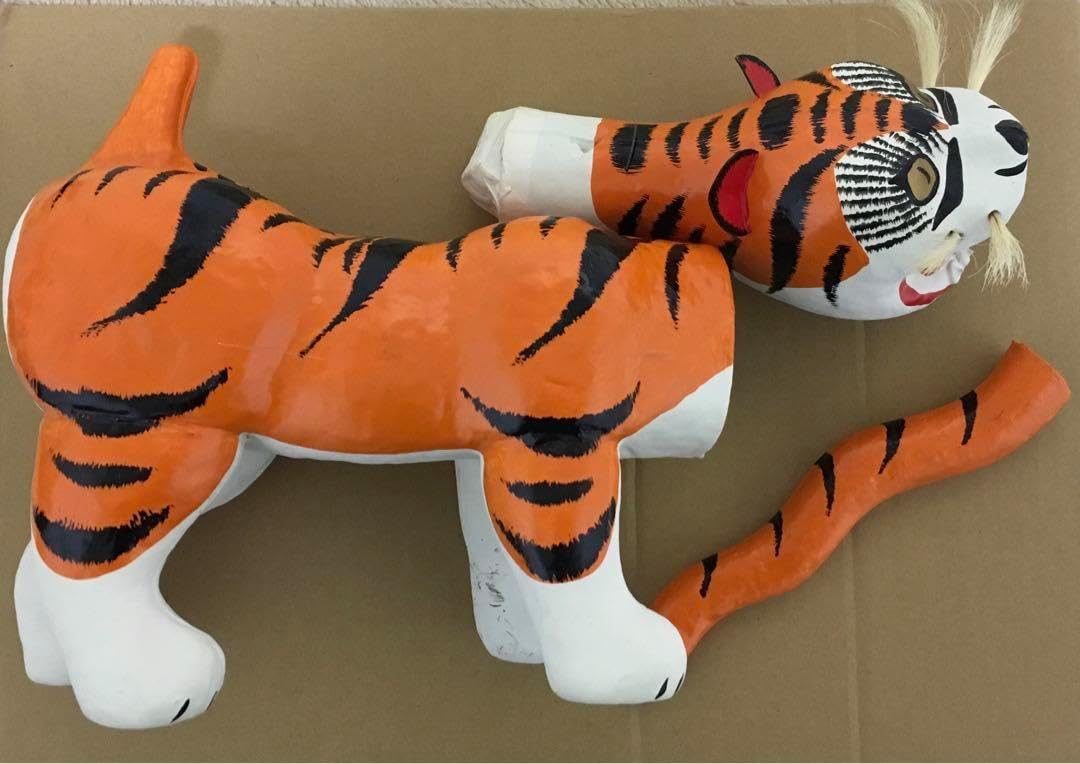 アウトレット品 張子の虎首振り虎 五月人形 ジャンボ 張り子の虎 22a