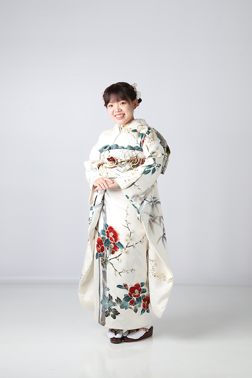 みらいとフォト成人式のページ 出張撮影 東京23区、千葉県、埼玉県、神奈川県 成人式の撮影の場所のご提案、着付け・ヘアメイクも受け付けております