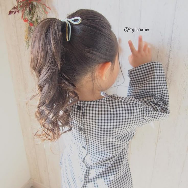 エルサ風、ハート三つ編み 卒園式、入学式の簡単ヘアアレンジ3選 アレンジ自在のロングヘア編 結婚式などハレの日にも！HugKum はぐくむ