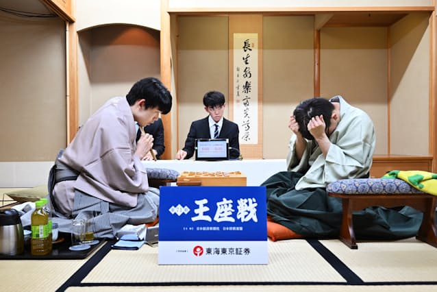 藤井聡太七冠が12日に羽生善治九段と特別対局 将棋JT杯、大村秀章知事を表敬訪問：中日新聞Web