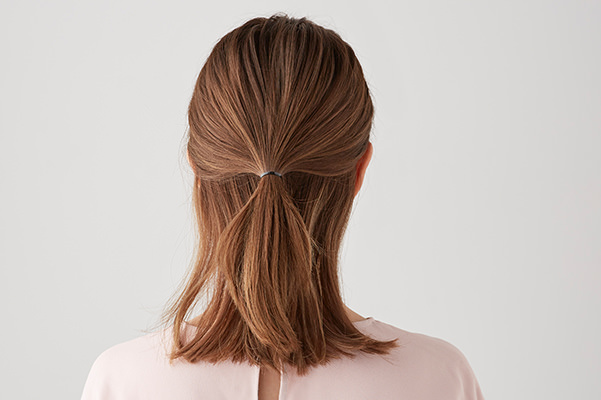 結婚式お呼ばれ髪型 ミディアムヘアのとにかく簡単アレンジ術21選みんなのウェディングニュース