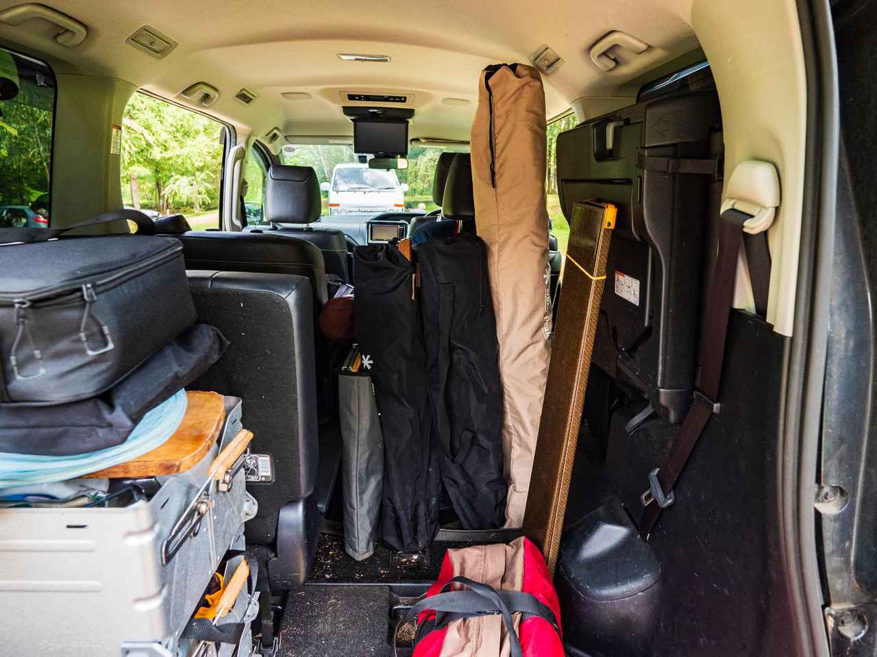 キャンプ道具初公開！我が家のキャンプギア収納と車への積載方法をご紹介します