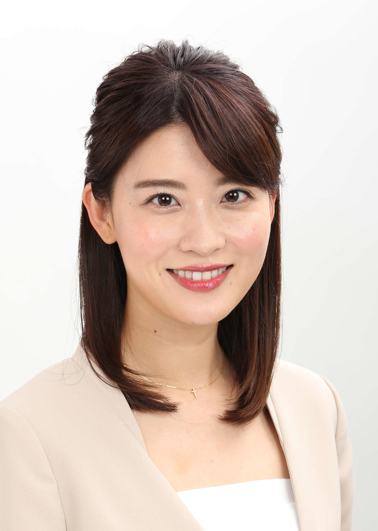 写真 郡司恭子アナのヘアカラーに「髪色めっちゃ綺麗」「素敵すぎ」の声 - エンタメ - ニュース クランクイン