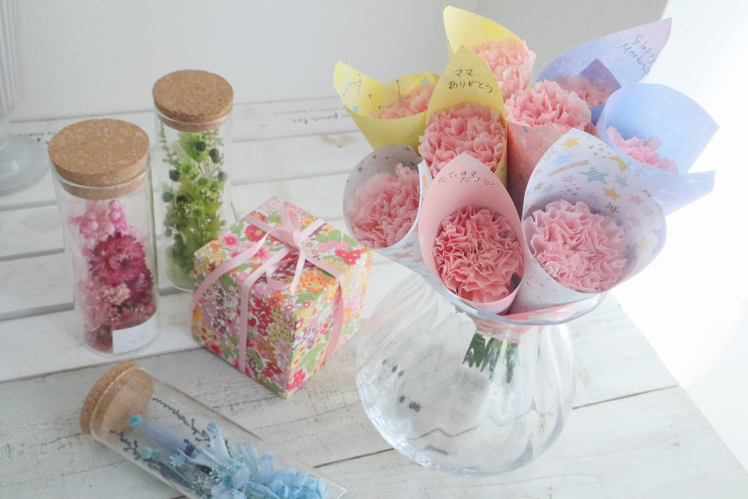 母の日のプレゼントを手作り工作しよう☆小さな子どもでも簡単にできる作り方特集！ - もとはるの気になる話題