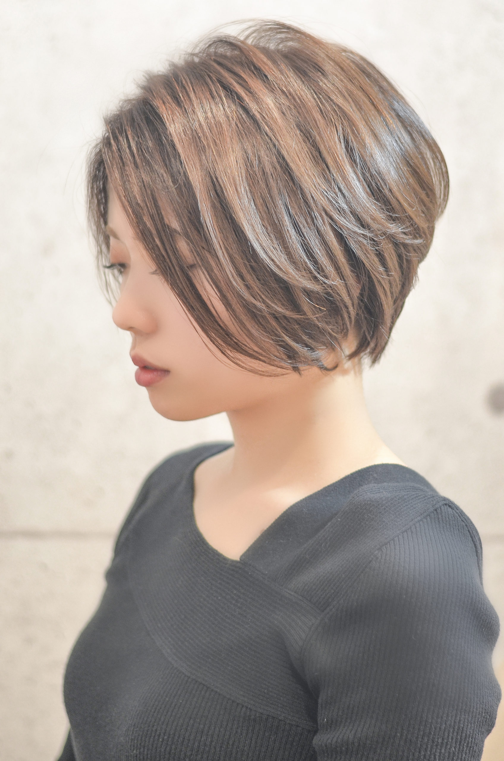 2025年秋 ワンレングスボブで髪の量が多い人におすすめの髪型 ヘアカタログ・ヘアスタイル を探す - OZmallビューティ
