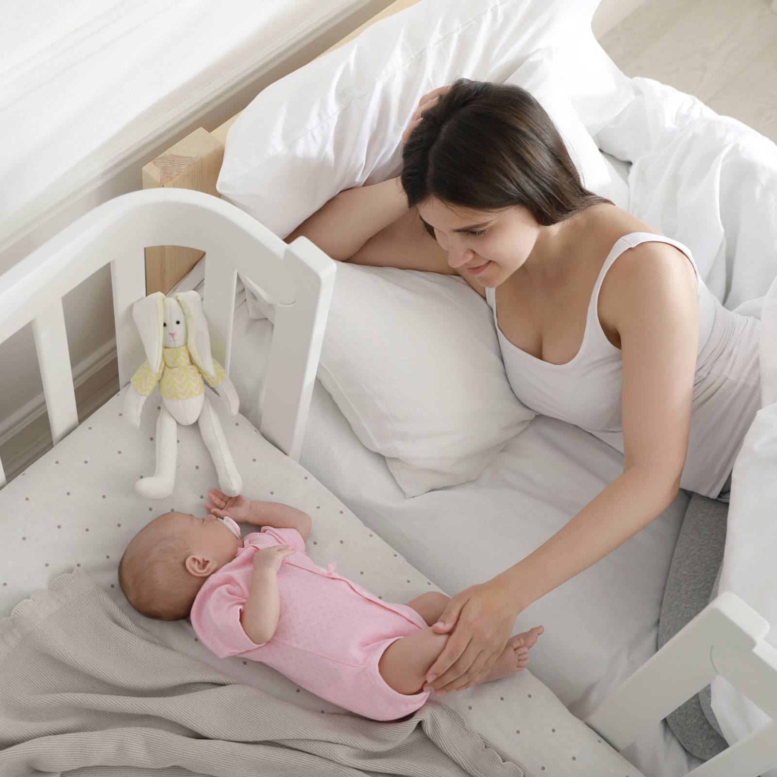 ベビーベッド「そいねーる」ユーザーが語る、赤ちゃんとの添い寝エピソードyamatoya magazine大和屋の子育て応援WEBマガジン