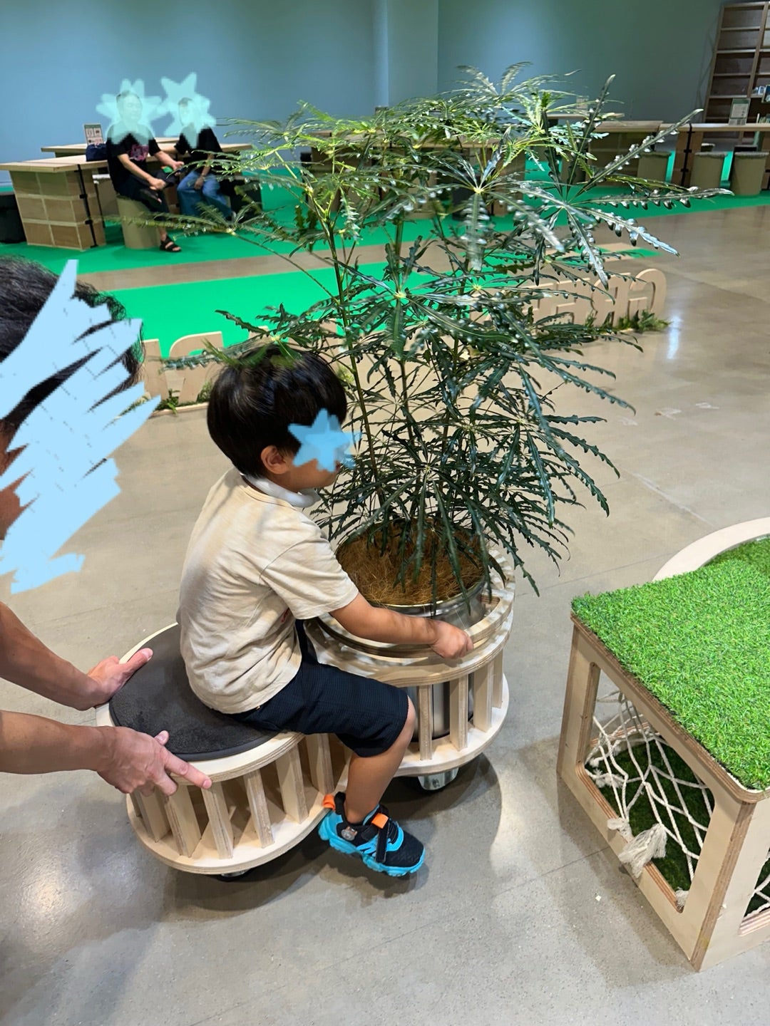 銀座有楽町 無料の子供の遊び場3選室内や屋根付きスペースで遊ぼう - MAMMA