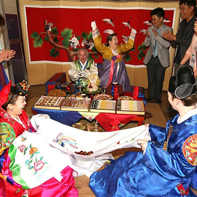 ライターNACOが結婚式をリポ！ リアルな韓国ウエディング事情を深掘り 日韓おしゃれ夫婦の結婚式 ELLE エル マリアージュ