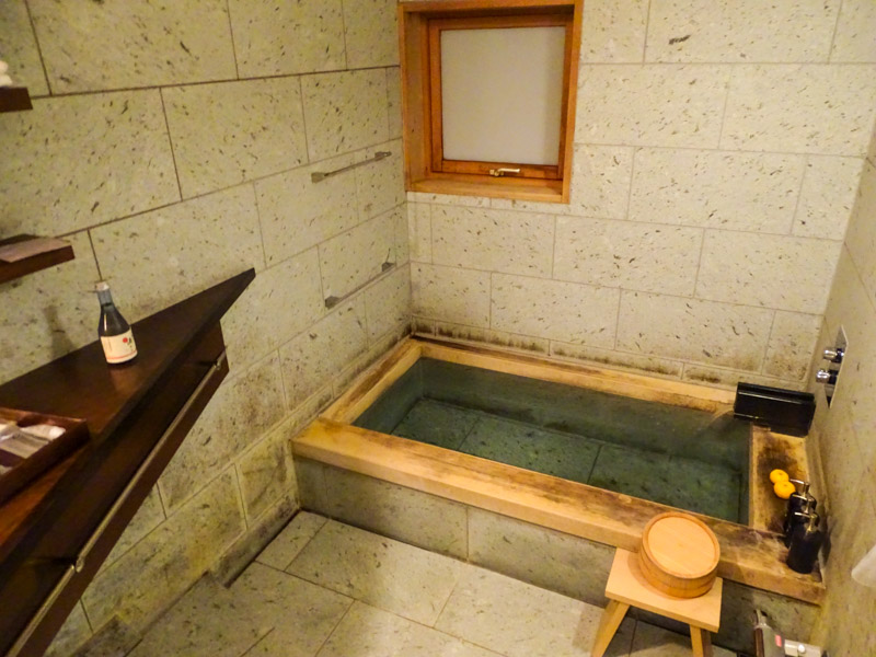 星のや軽井沢 犬と泊まれる「庭路地の部屋」もふもふウォーカ