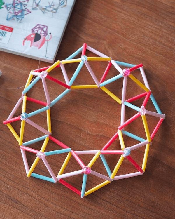 手作りおもちゃ製作簡単でおすすめ！ 作り方＆遊び方を年齢別に紹介保育士を応援する情報サイト 保育と暮らしをすこやかに ほいくらし