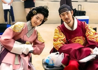 超エリートな”ユ・ヨンソクの威圧感がすごい！仮面夫婦のロマンスに期待高まる！cinemacafe.net