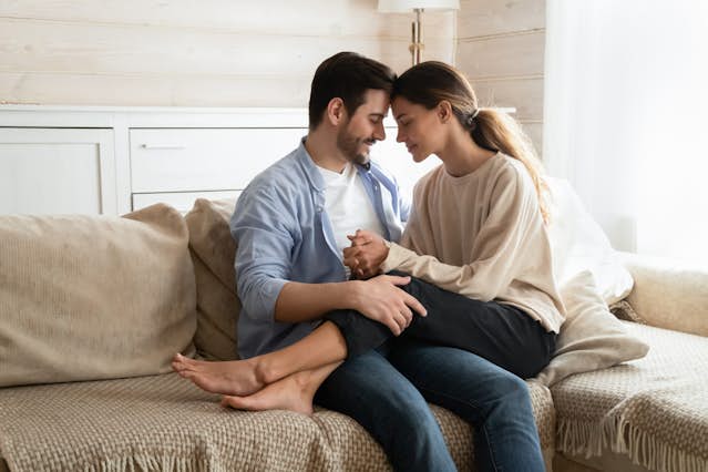 ハグから得られる4つの効果とは？ストレス解消になる抱きしめ方も解説女性の恋愛や出会いを応援する恋活ノウハウ・トレンド情報サイトハッピーライフウーマン