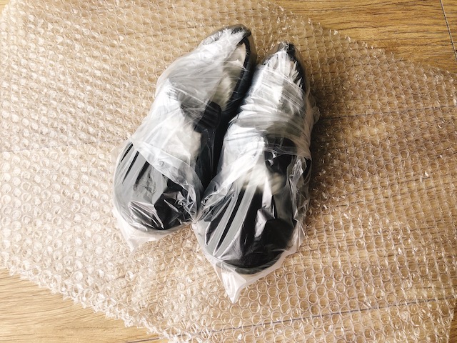 メルカリ便即日発送！赤青マジック！ メルカリは子供靴が良く売れます！上手