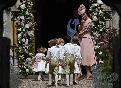 キャサリン妃の妹ピッパ・ミドルトンが第3子の女の子を出産！ハーパーズ バザー Harper's BAZAAR 公式