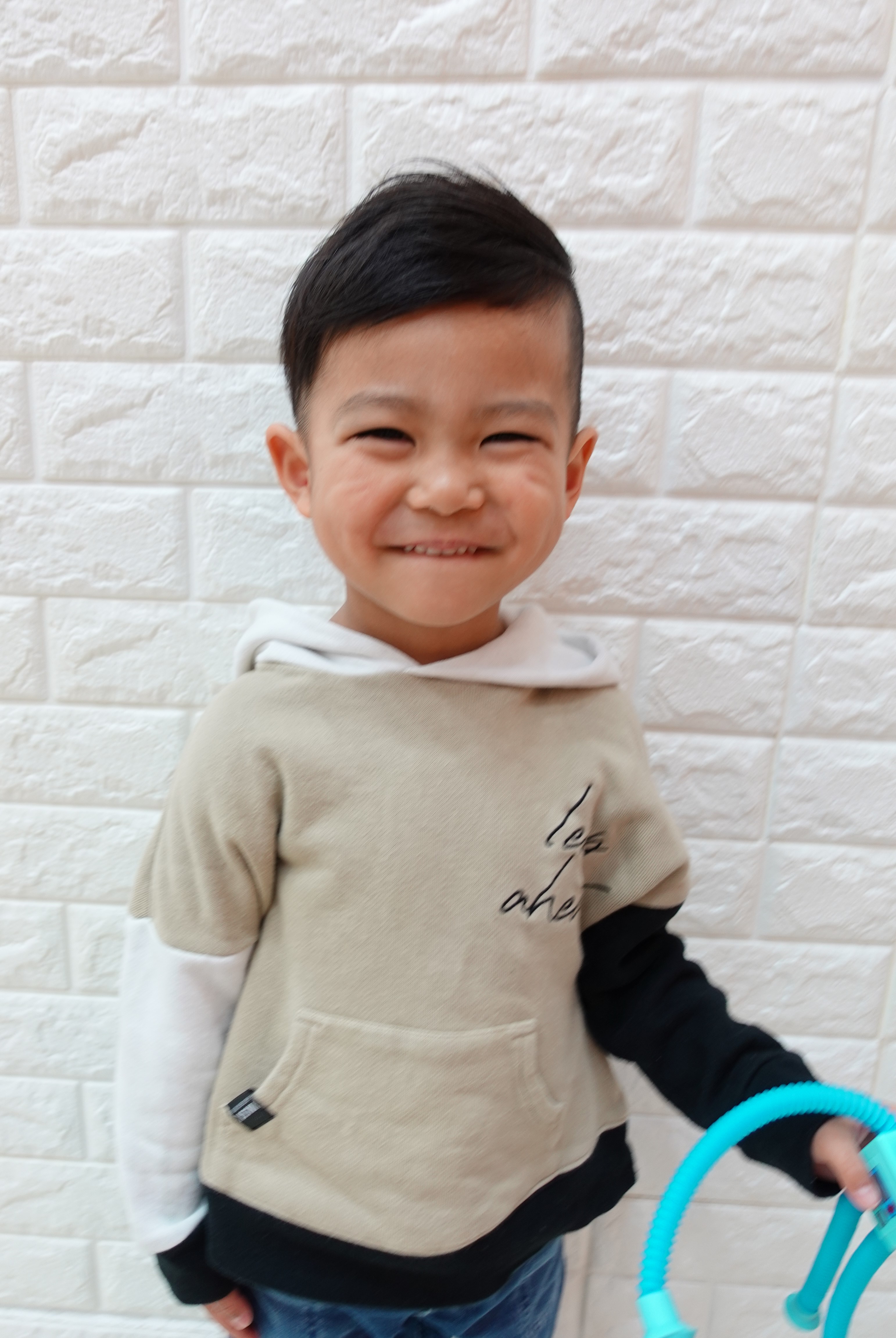 こどもの髪型 アシメツーブロックチョキ友こども専門美容室チョッキンズキッズサロンCHOKKIN'S